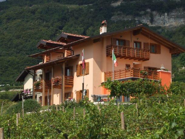 Agritur Le Pergole Hotel Villa Lagarina Eksteriør billede